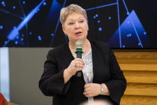 Ольга Васильева выступает на презентации портала БРЭ в РАО (14 декабря 2023 года). Фото: РАО