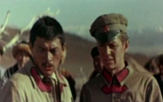 Владимир Ерёмин (справа) в роли Ивана в к/ф «Погоня в степи» (1979)