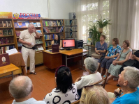 Геннадий Зайцев выступает на презентации народной энциклопедии «Ермак» (28 июля 2023 года). Фото: «Летка»