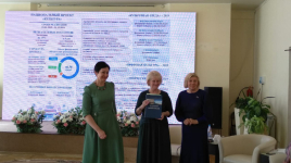Встреча депутата ГД Наталии Пилюс (справа) с коллективами магаданских театров, библиотеки и музея (2 июля 2019 года)