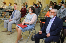 Зрители и участники церемонии награждения конкурса «Книга года на родине П. И. Чайковского» (6 октября 2020 года)