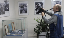 Часть экспозиции к 90-летию со дня рождения Юрия Гагарина в Квартире-музее В. И. Ленина в Ульяновске (21 марта 2024 года). Фото: Ленинский мемориал