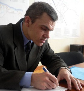 Петербуржец составляет энциклопедию Колпино