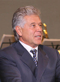 Статья о саратовском губернаторе в Википедии: при нём «...город пришел в упадок...»