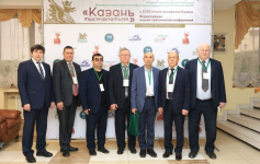 Некоторые участники пленарного заседания Всероссийской научно-практической конференции «Казань тысячелетняя» (21 ноября 2025 года). Фото: ИТЭР АН РТ