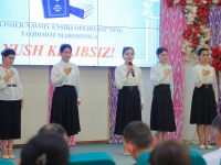 Чтение стихов на презентации «Энциклопедии Алишера Навои» в УрГУ (23 мая 2025 года). Фото: УрГУ