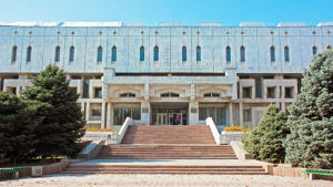 Национальная библиотека Кыргызской Республики имени Алыкула Осмонова (НБ КР; кирг. Алыкул Осмонов атындагы Кыргыз Республикасынын улуттук китепканасы) Национальная библиотека Кыргызской Республики имени Алыкула Осмонова (НБ КР; кирг. Алыкул Осмонов атындагы Кыргыз Республикасынын улуттук китепканасы)